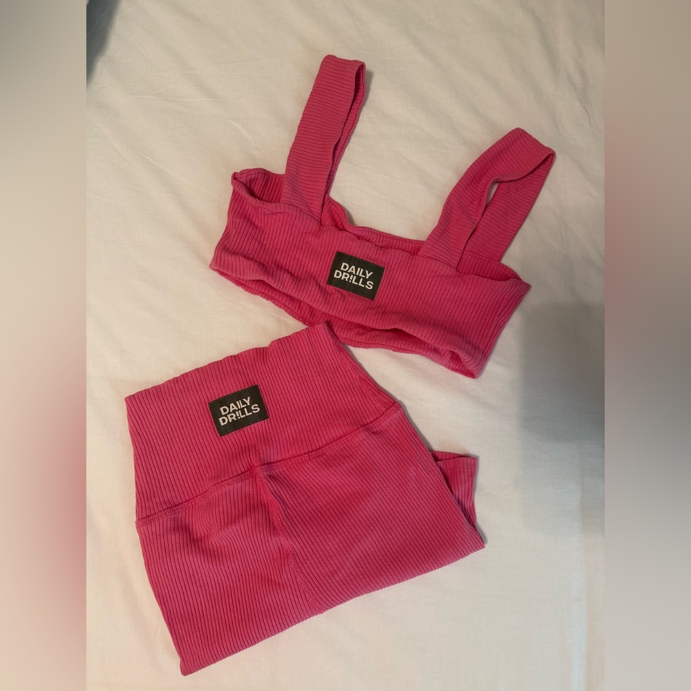 Daily Drills Ribbed Pink Set